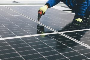 The current bottleneck in solar photovoltaic industry development lies in the overall power system
